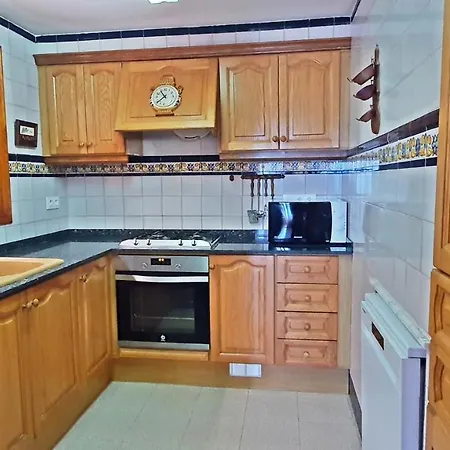 Apartment Paseo - Alquiler Solo A Familias *